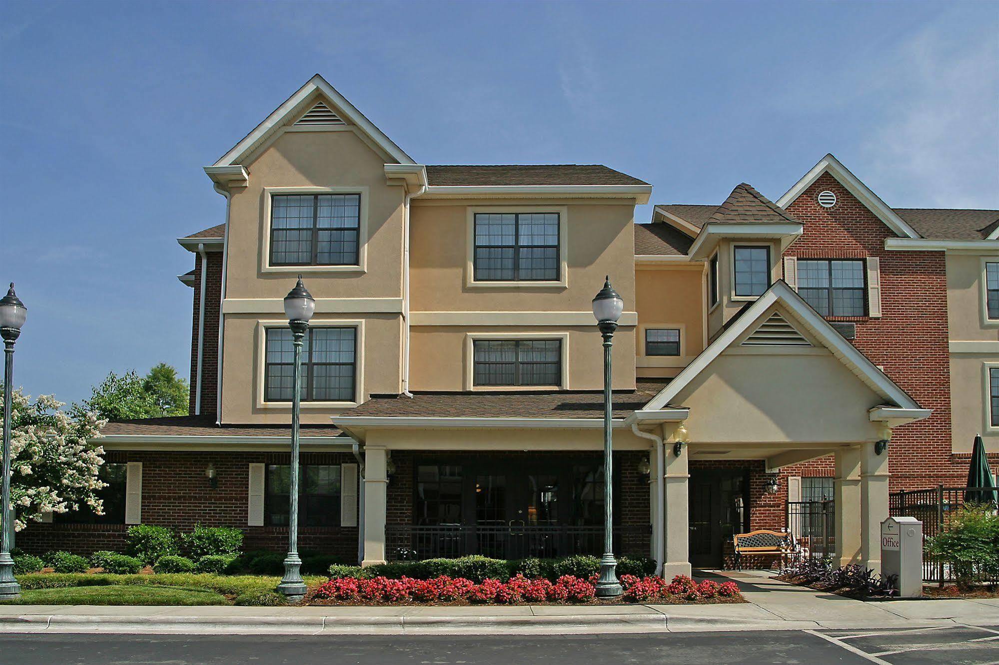 Towneplace Suites Charlotte University Research Park Exterior foto